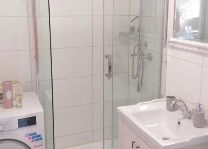 Apartment Romantic Style Alexanderplatz *