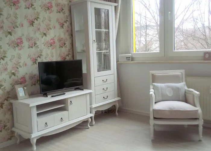 Apartment Romantic Style Alexanderplatz